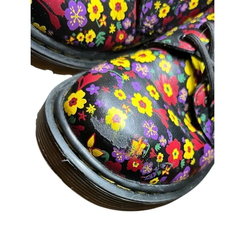 Dr. Martens Delaney Floral Combat‎ Boots Size 2